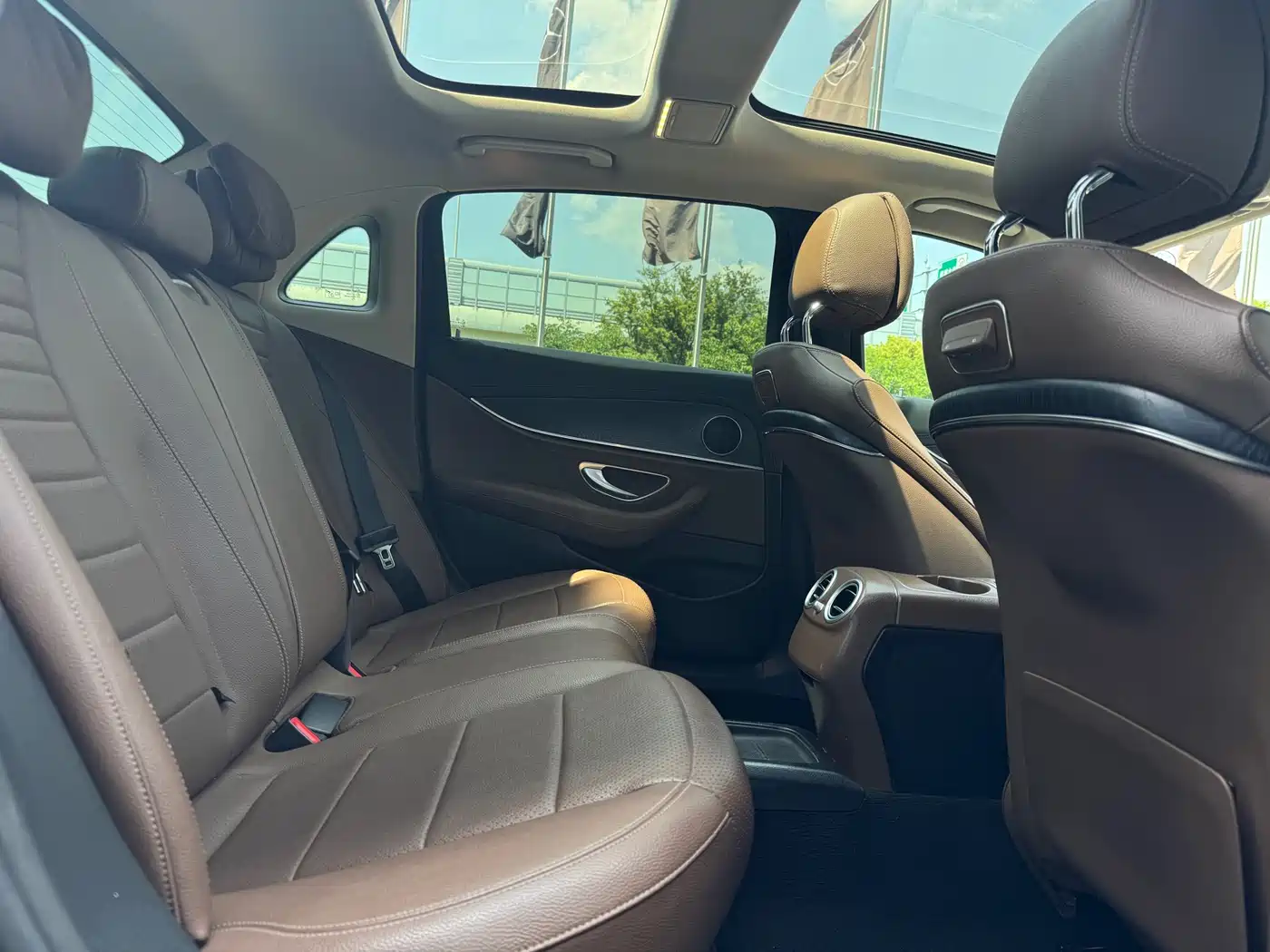 Mercedes-Benz E-Class 2018 Facelift E 300 L Sport Fashion фото 12