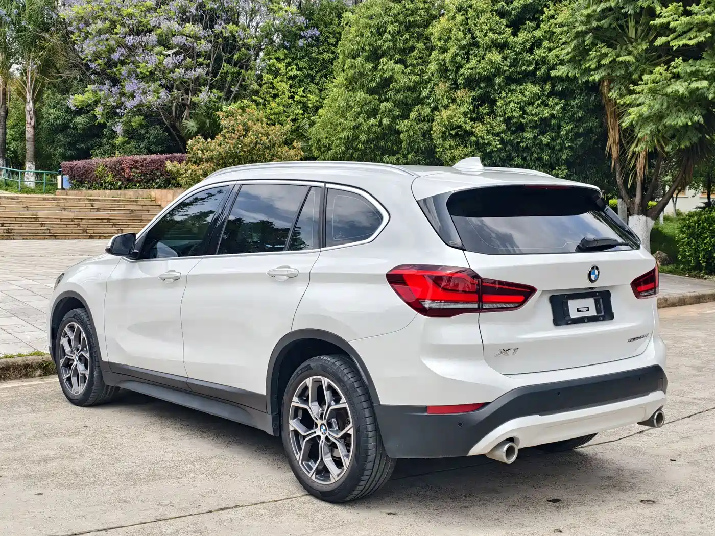 BMW X1 2023 sDrive25Li M Sport Package фото 9