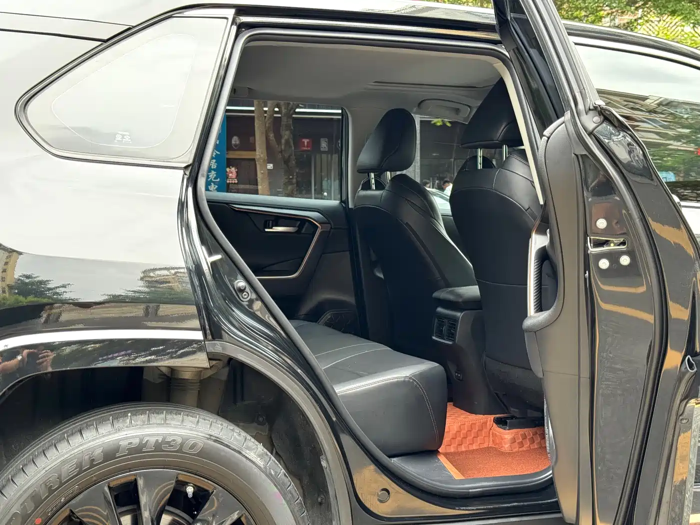 Toyota Wildlander 2022 2.0L CVT 2WD Knight Edition фото 13