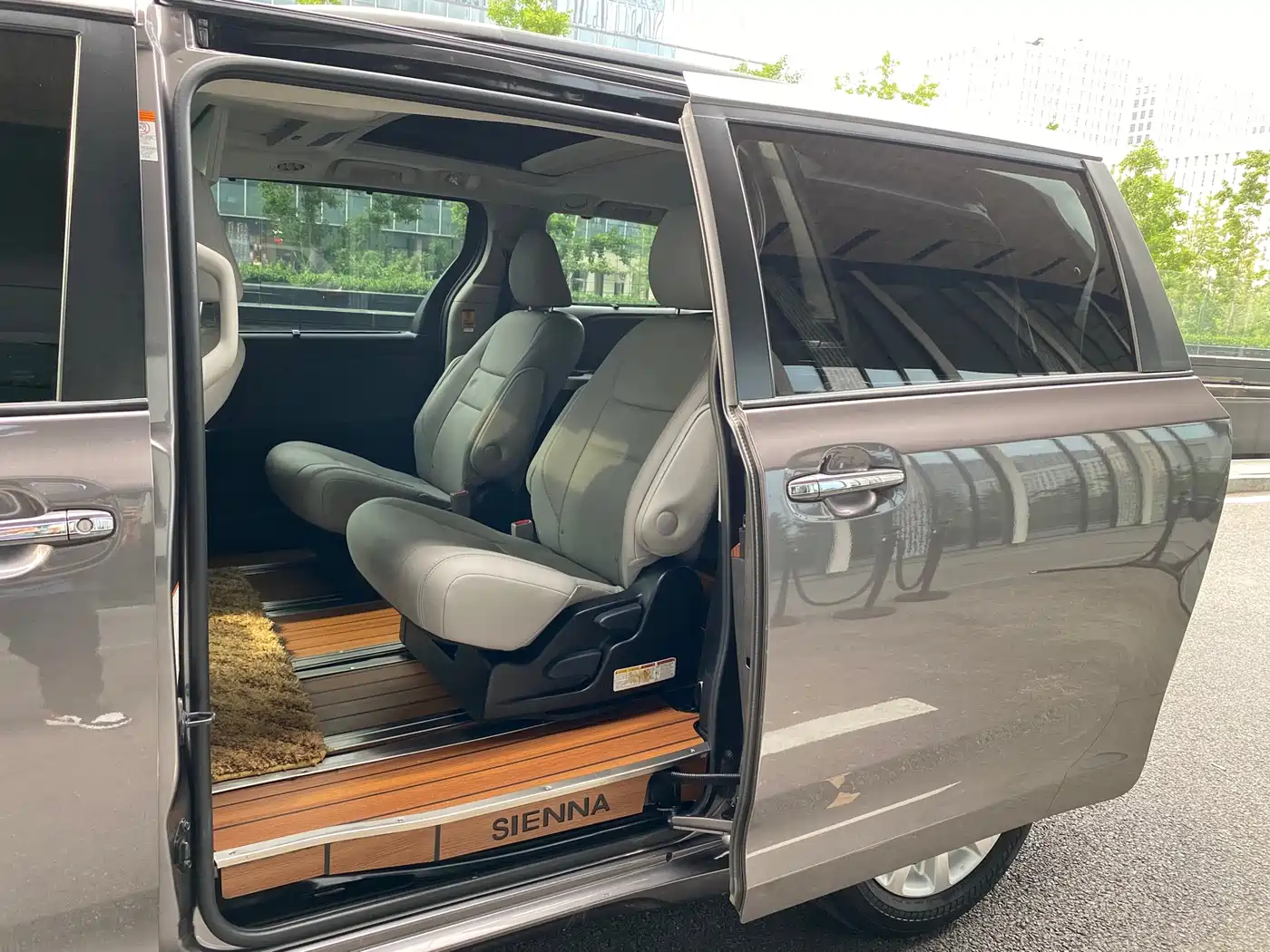Toyota Sienna 2015 3.5L 4WD L фото 17