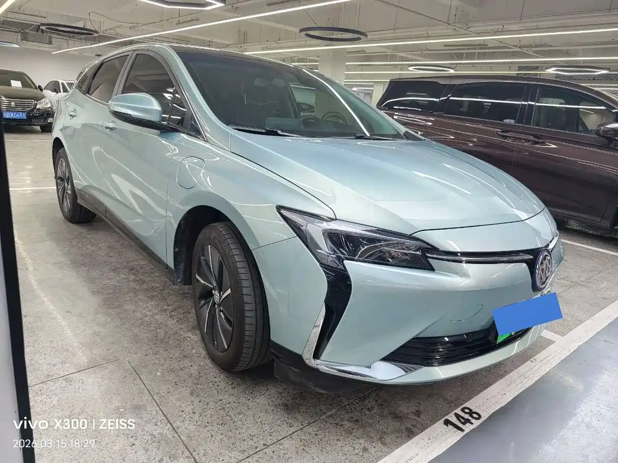 BUICK SLIGHTLY BLUE 6