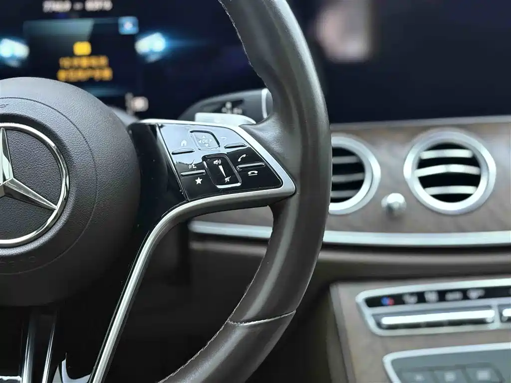 Mercedes-Benz E-Class 2022 Facelift E 300 L Luxury Style фото 24