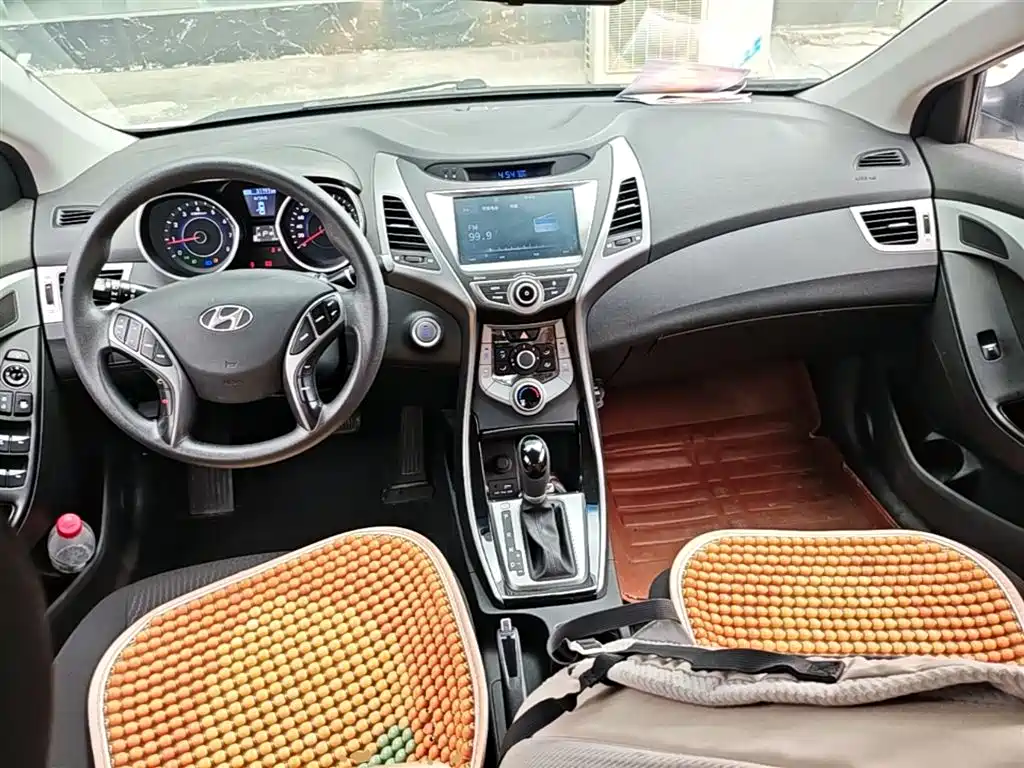 Hyundai Langdong 2016 1.6L Automatic Premium Edition фото 10