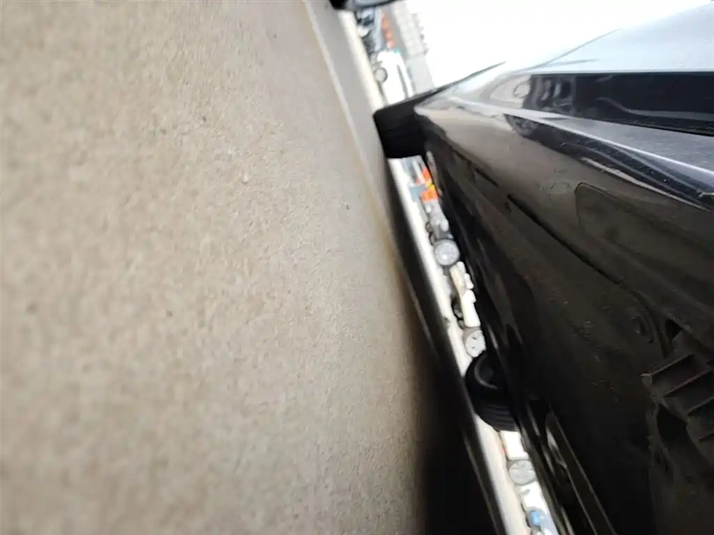 BMW 3 Series 2022 325Li M Sport Shadow Edition фото 21