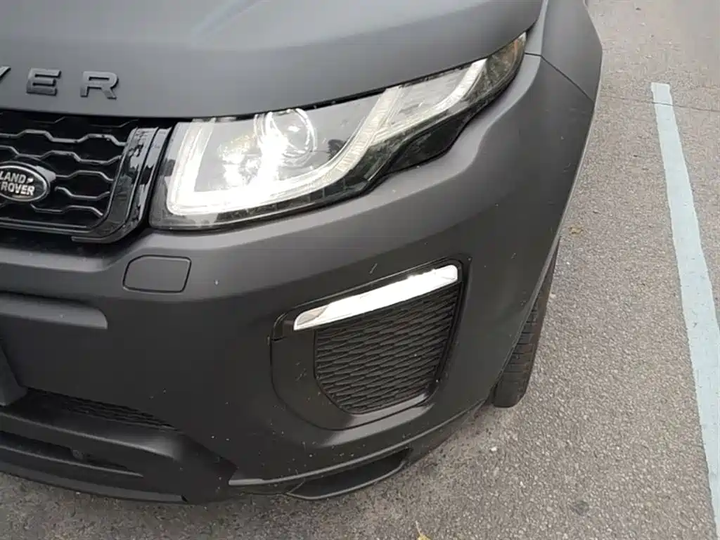 Land Rover Range Rover Evoque 2017 2.0T SE Smart Shine Edition фото 24