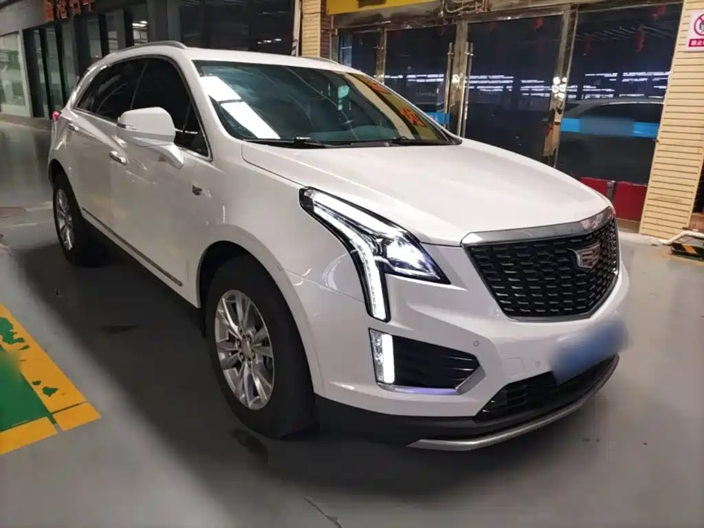 CADILLAC XT5
