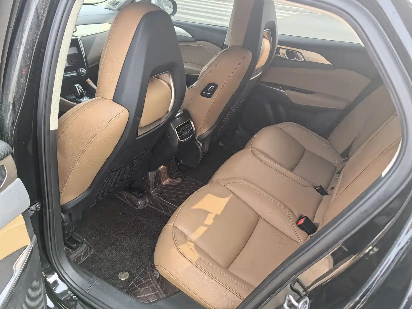 Lynk & Co 03 2018 1.5TD DCT Power Pro Version China V фото 8