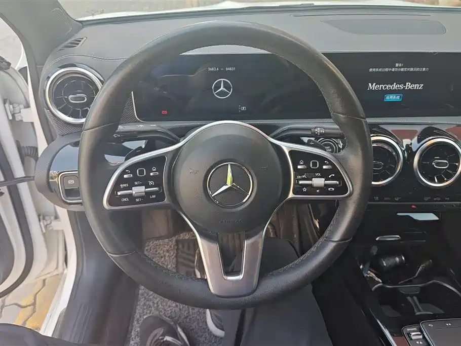 Mercedes-Benz A-Class 2020 Facelift A 180 L Sport Sedan фото 15