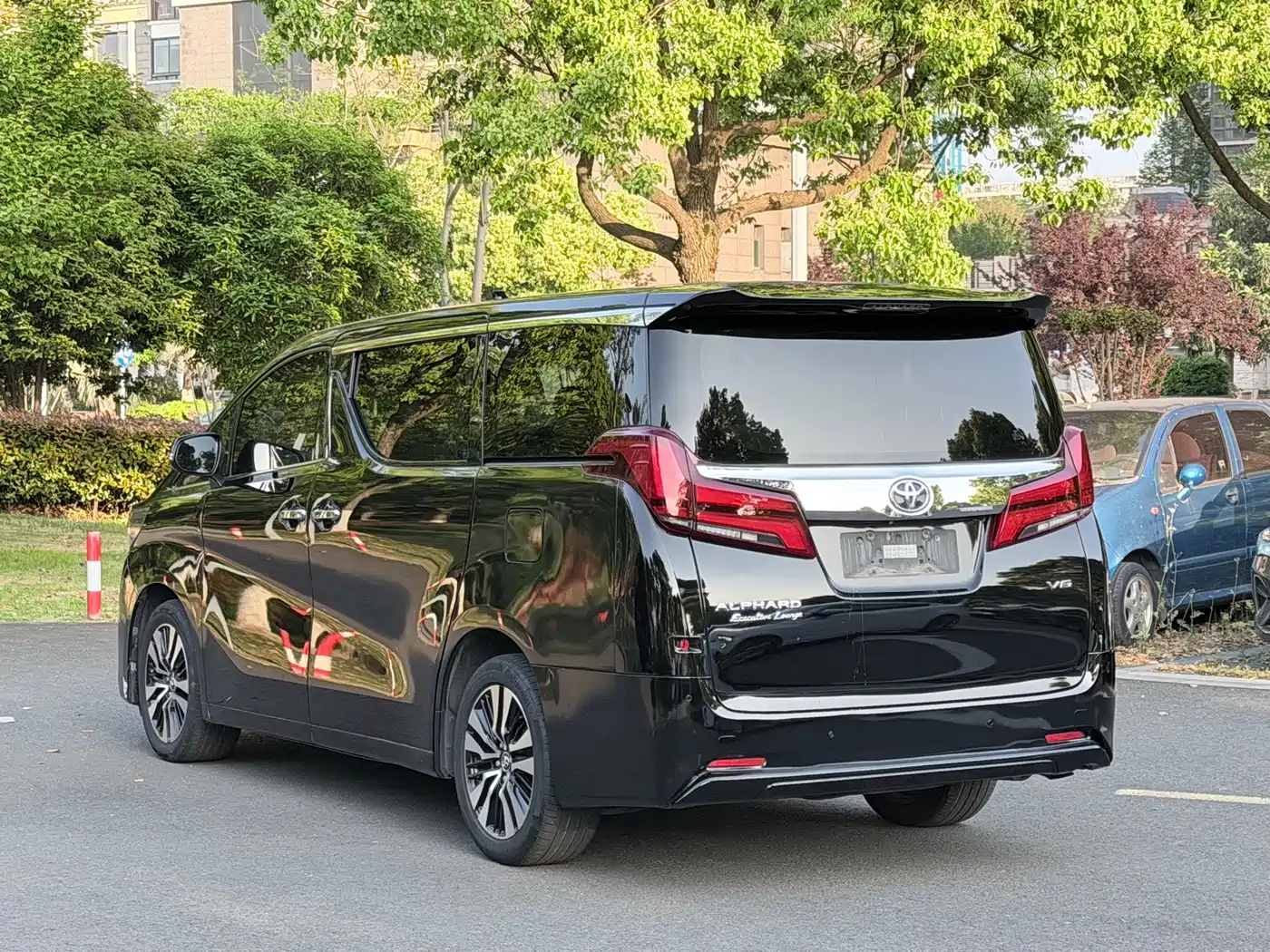 Toyota Alphard 2018 Facelift 3.5L Premium Edition фото 5