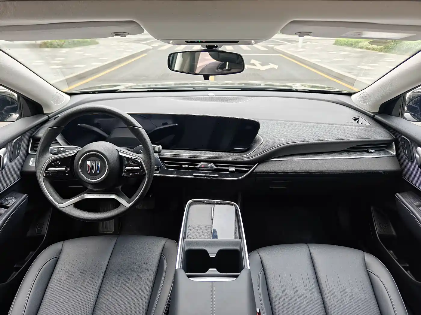 Buick LaCrosse 2023 Facelift 25T Overland Edition фото 5