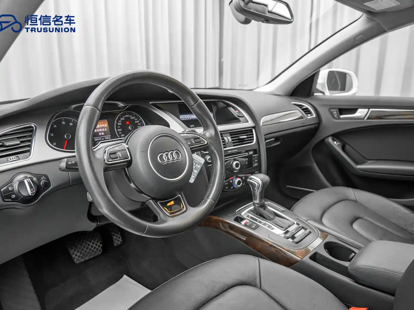 Audi A4L 2013 35 TFSI Automatic Comfort фото 11