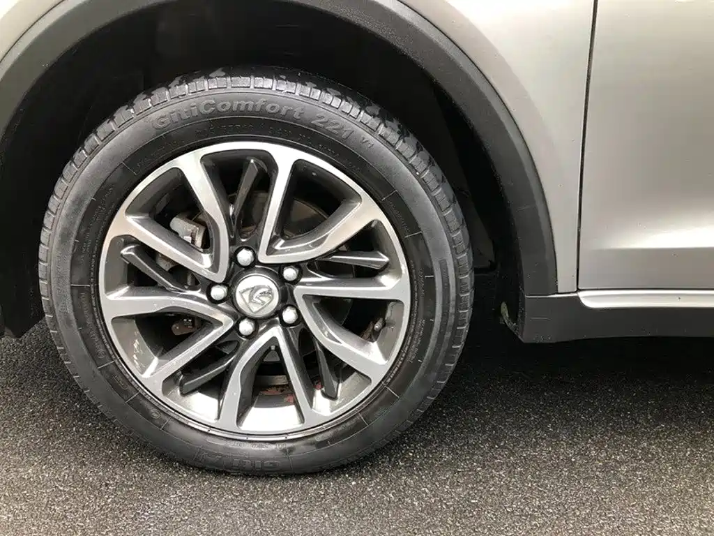 Baojun 730 2021 2021 1.5T CVT Flagship 7-Seater