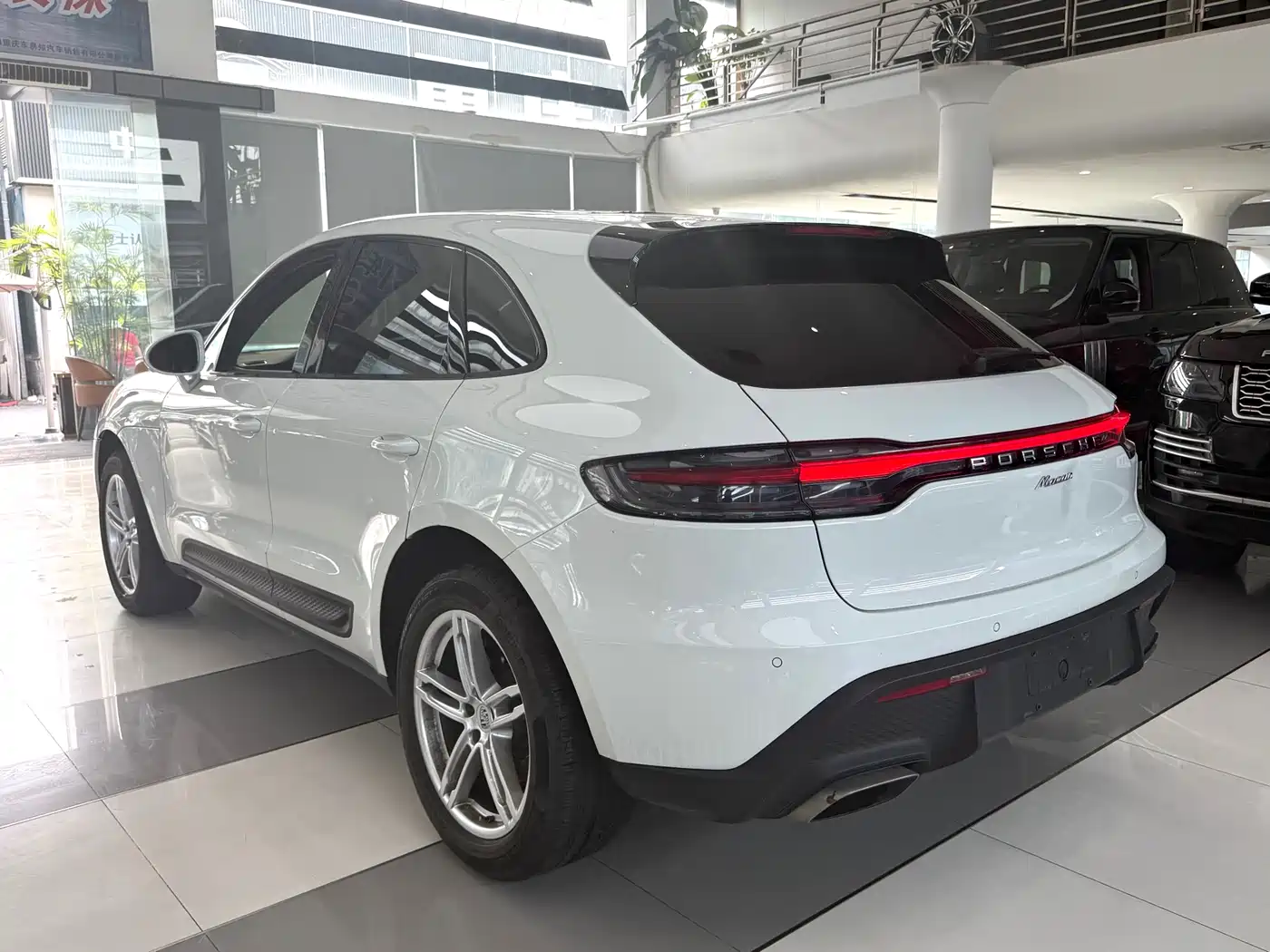 Porsche Macan 2023 Macan 2.0T фото 20