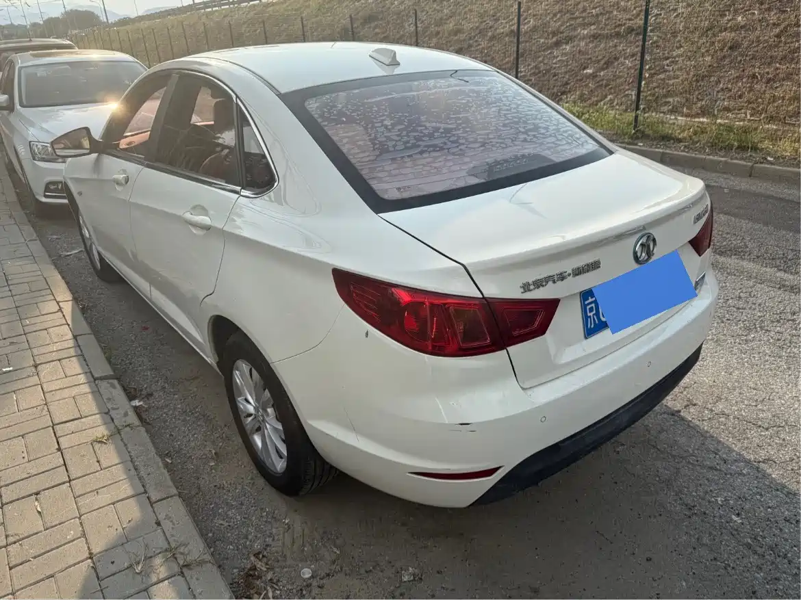 BAIC New Energy BAIC EU Series 2017 2016 EU260 Letu plus Edition
