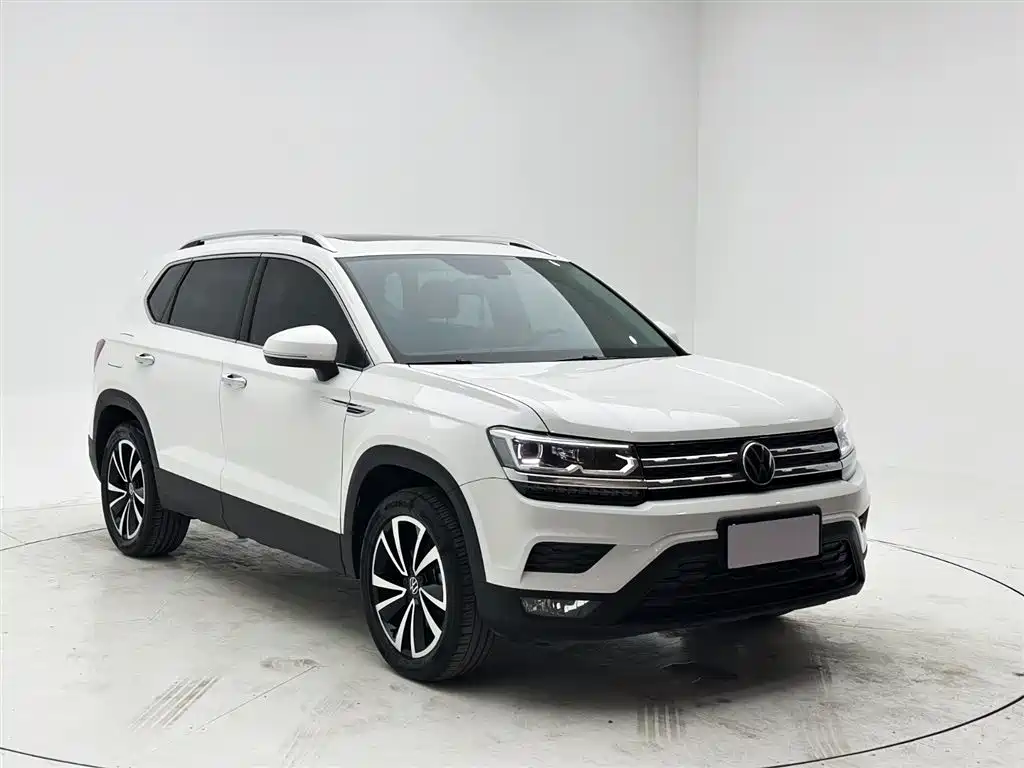Volkswagen Tharu 2022 280TSI FWD Luxury Edition фото 3