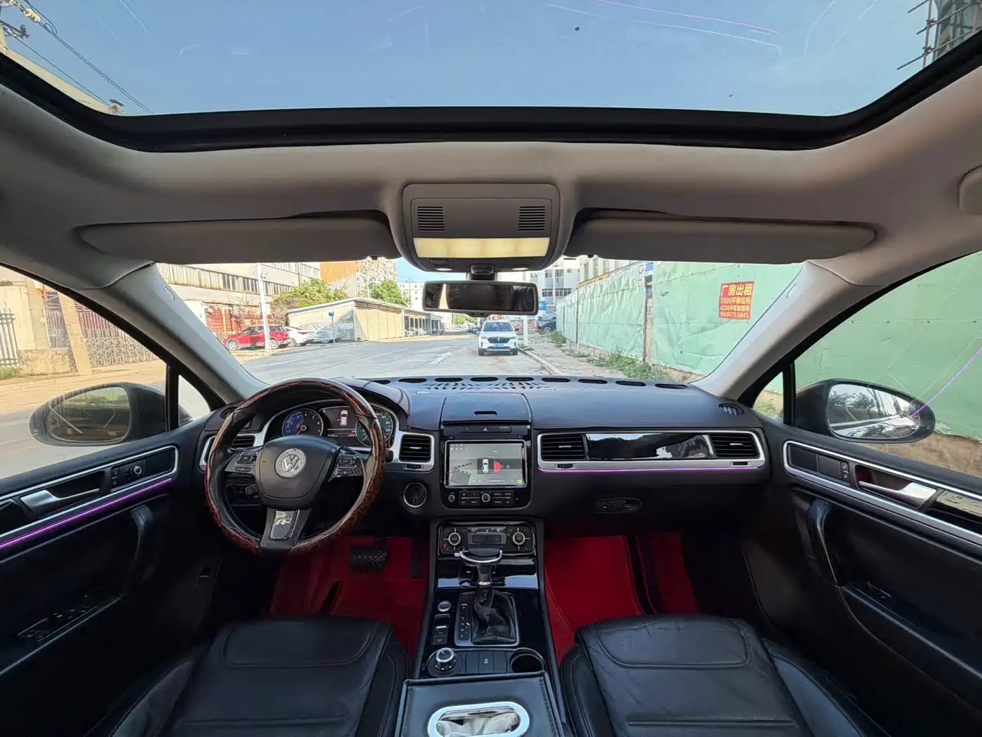 Volkswagen Touareg 2011 3.0TSI Comfort фото 6