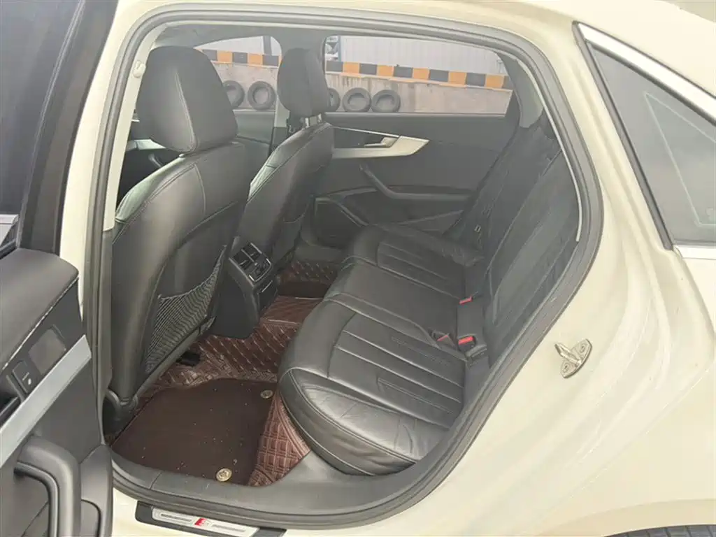 Audi A4L 2019 40 TFSI Fashion (China VI) фото 10