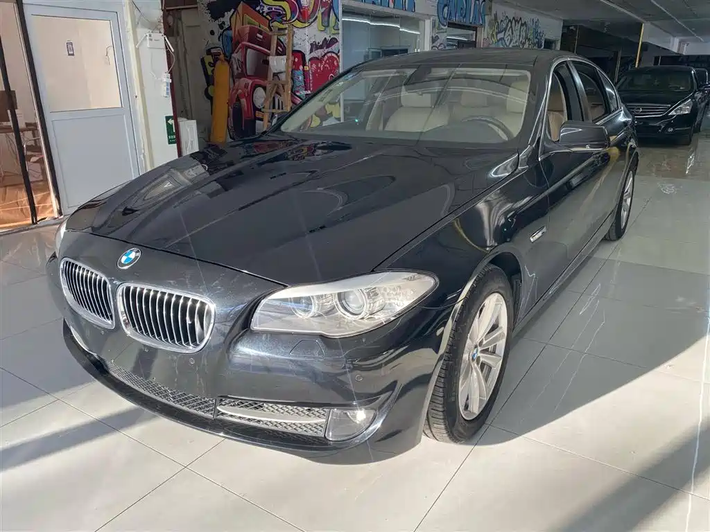 BMW 5 Series 2012 523Li Leadership