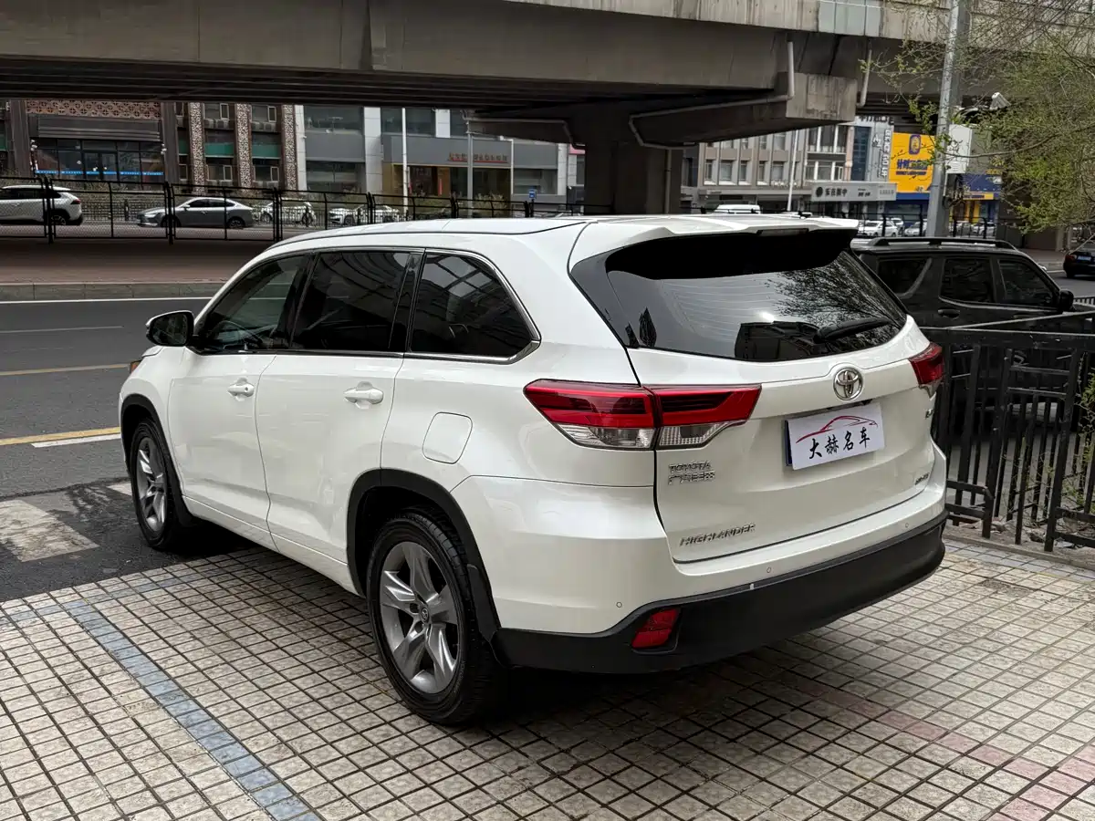 Toyota Highlander 2018 2.0T 2WD Luxury 7-seater (China V) фото 4