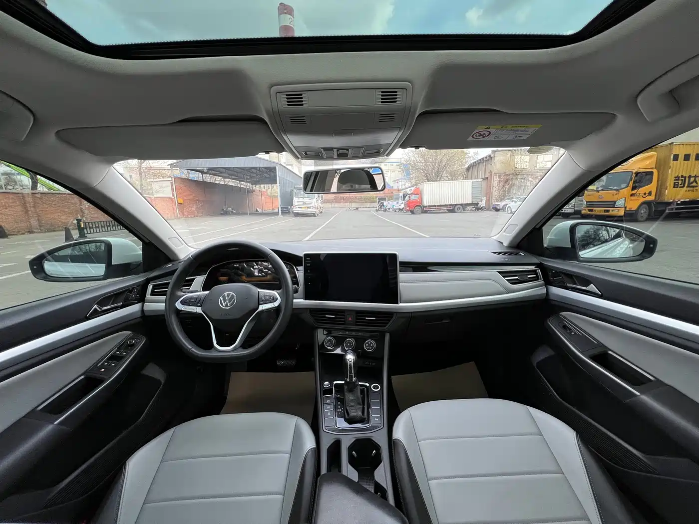 Volkswagen Bora 2023 200TSI DSG Smart Edition фото 26