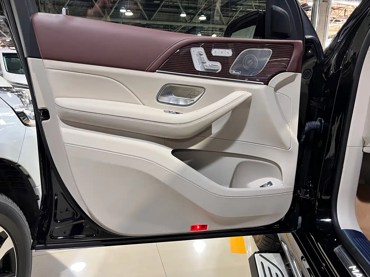 Mercedes-Benz Maybach GLS 2021 GLS 480 4MATIC фото 5