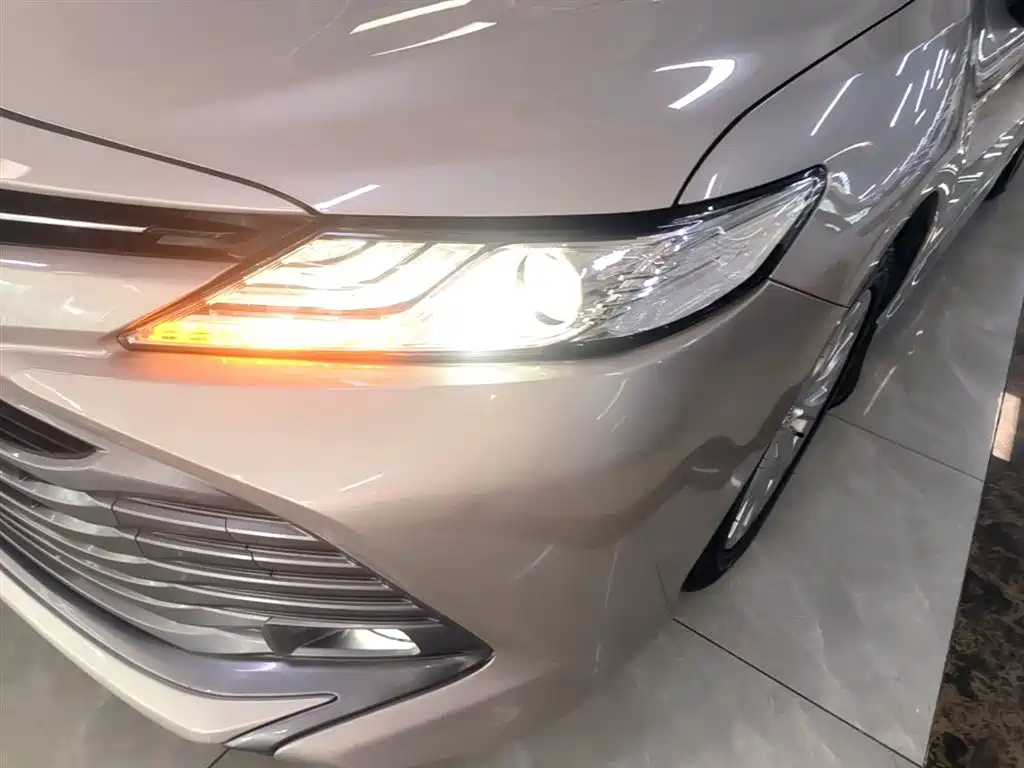 Toyota Camry 2019 Facelift 2.0G Luxury Edition фото 23