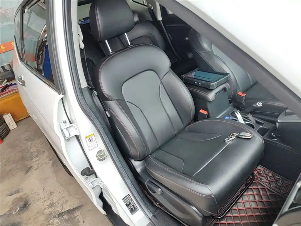 Haval M6 2018 Facelift 1.5T DCT 2WD Elite Edition фото 25