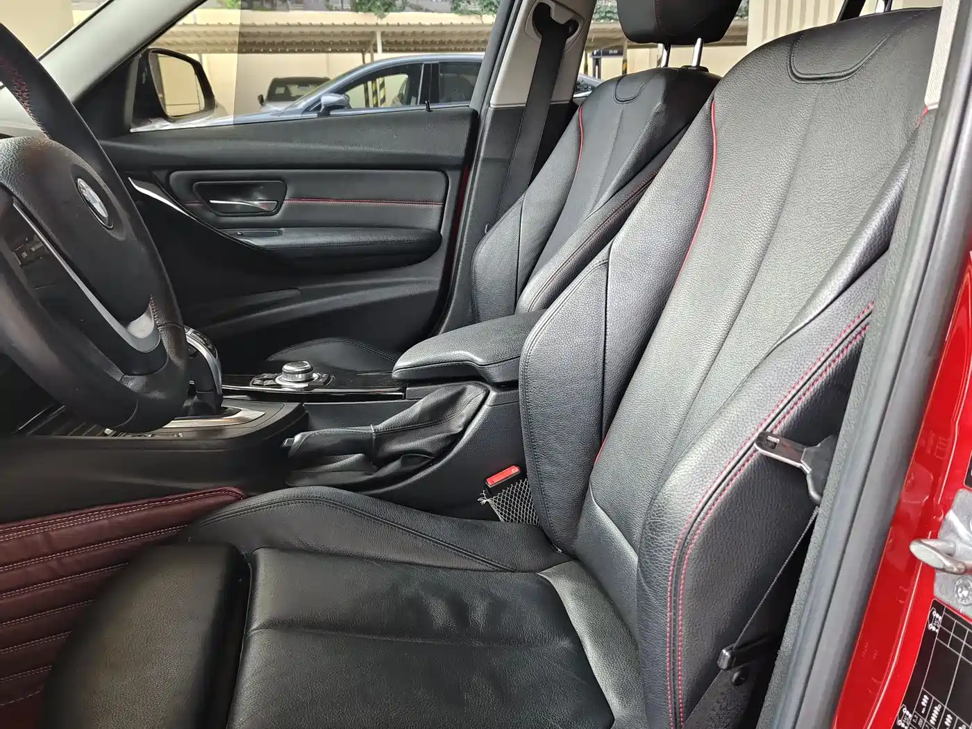 BMW 3 Series (Import) 2013 Facelift 320i Sport Design Package фото 11