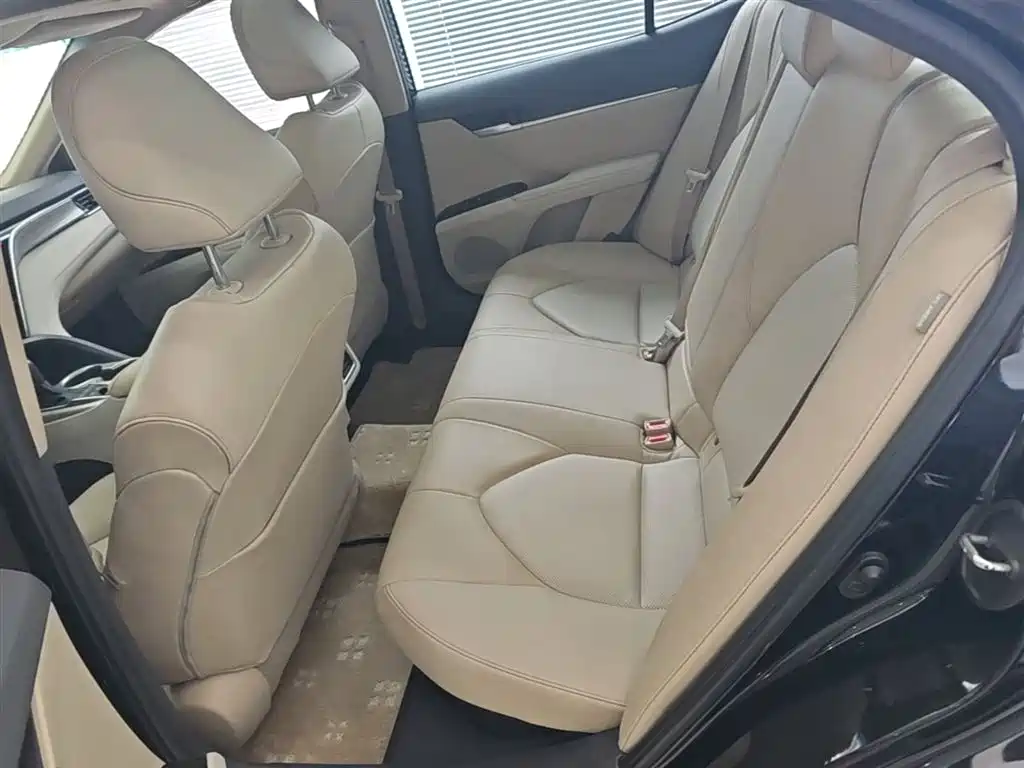 Toyota Camry 2019 Facelift Hybrid 2.5HG Luxury Edition фото 17
