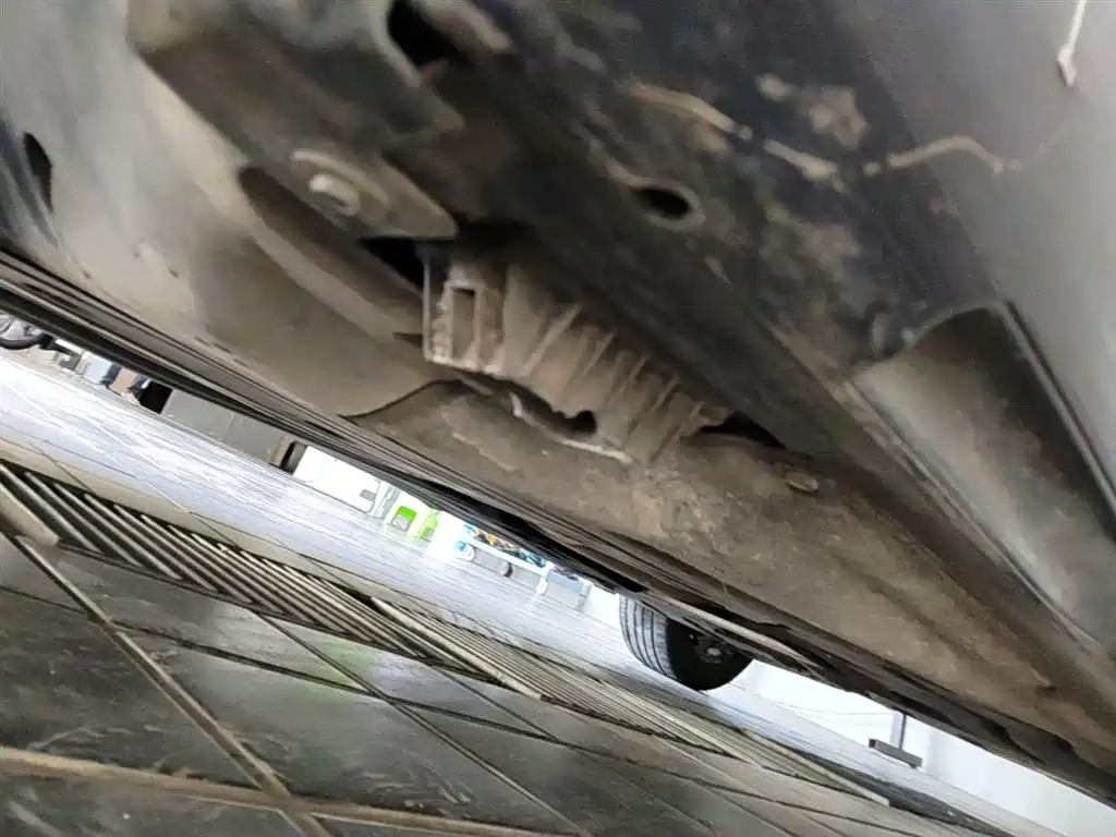 BMW 5 Series 2024 530Li Leading M Sport Package фото 8