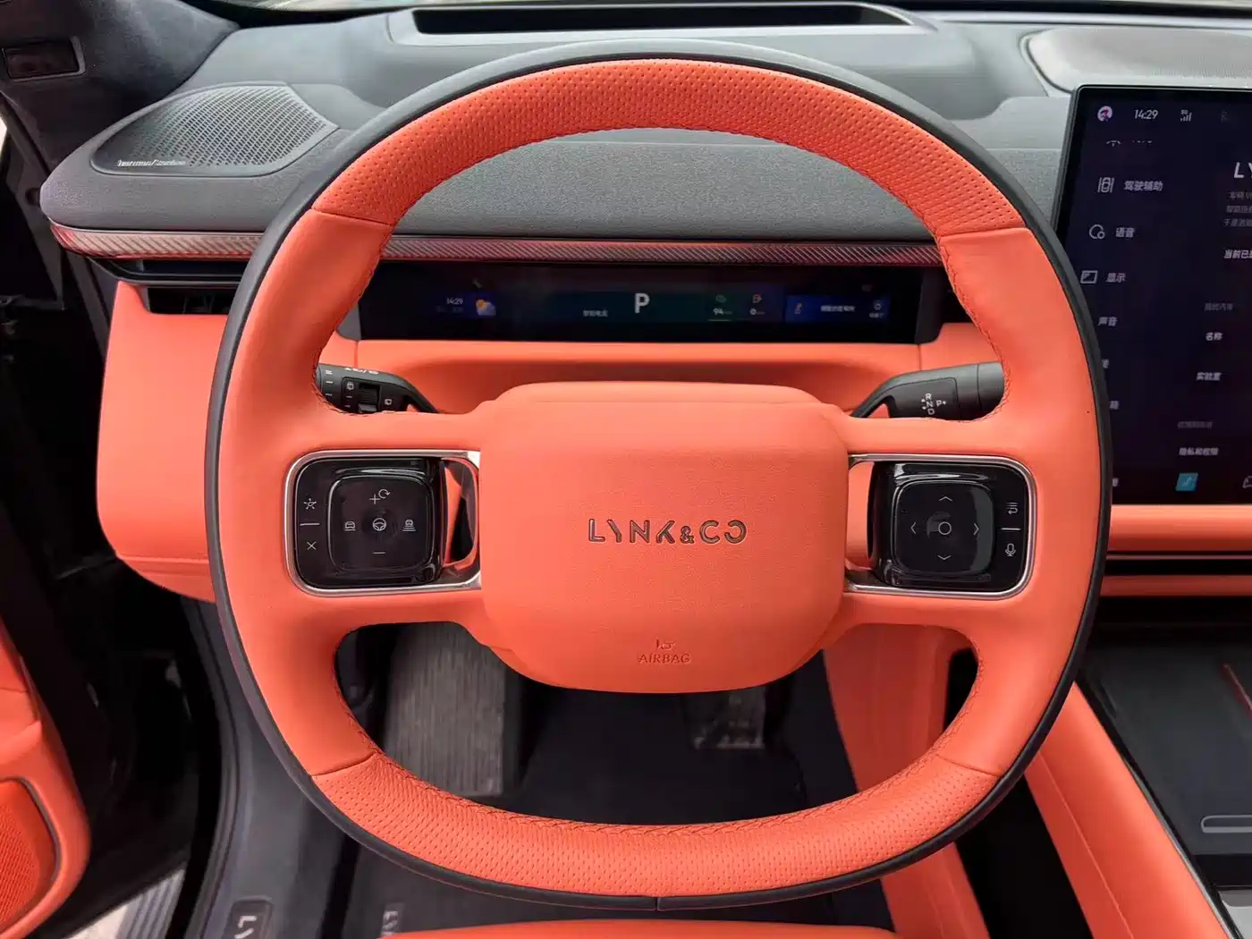 Lynk & Co 900 2025 1.5T Ultra фото 6