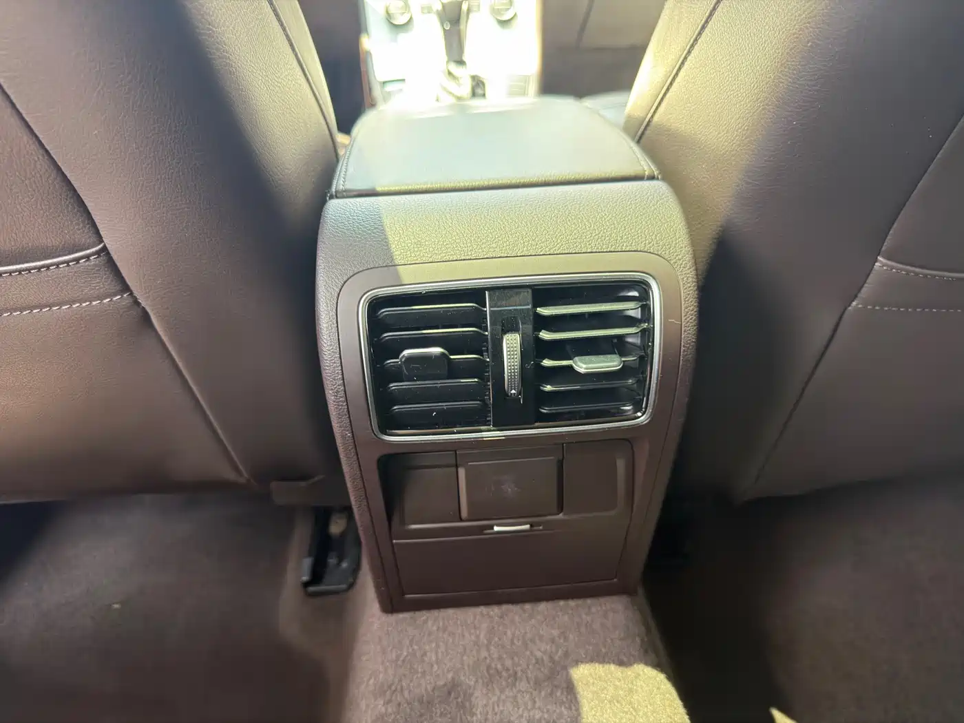Volkswagen FAW-Volkswagen CC 2018 2.0TSI Luxury фото 20
