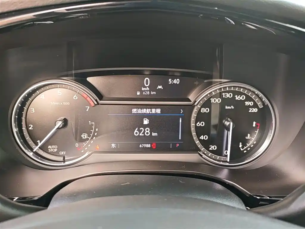 CADILLAC XT6