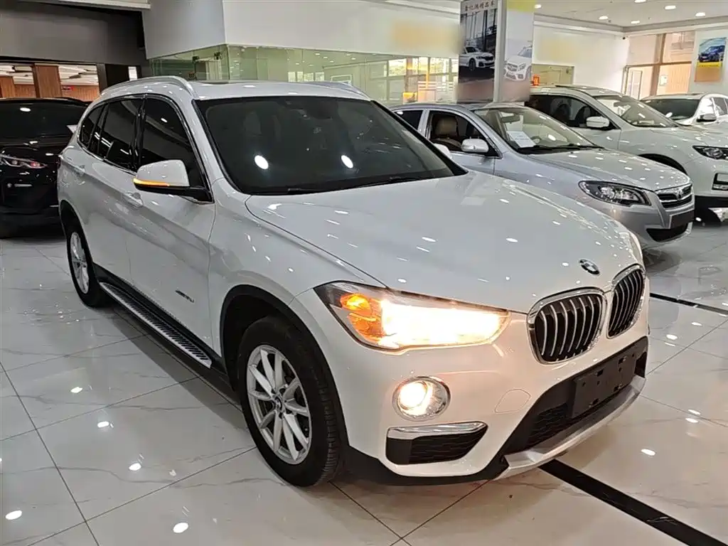 BMW X1 2016 sDrive18Li Fashion Model фото 4