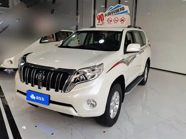 TOYOTA PRADO