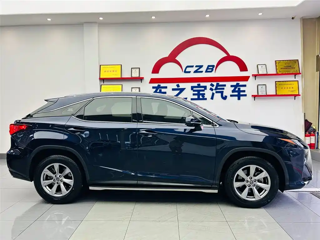 LEXUS RX