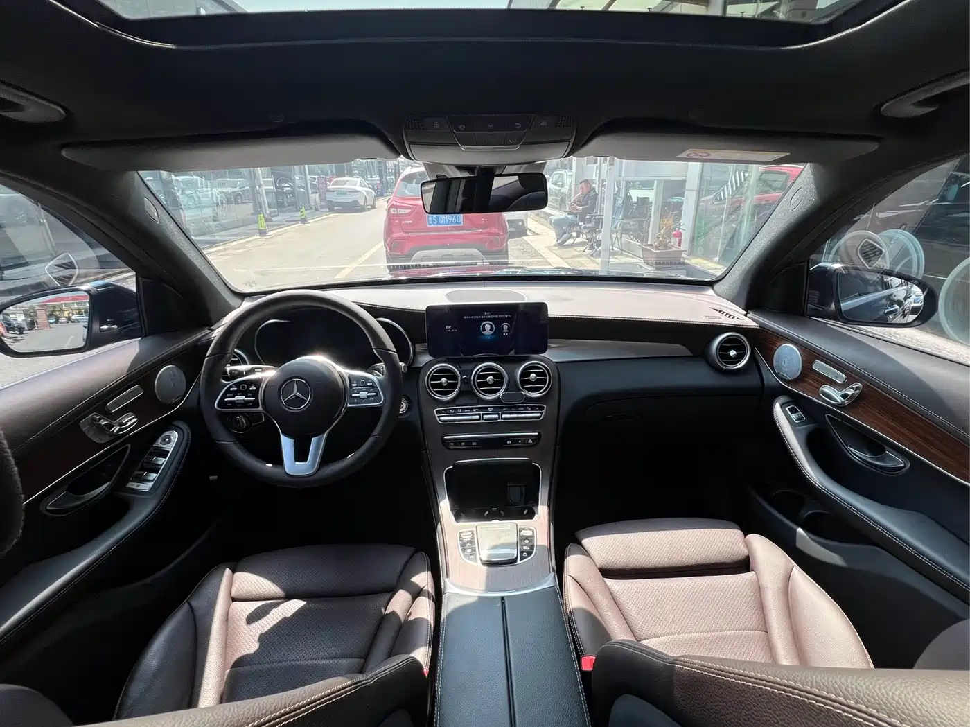 Mercedes-Benz GLC 2021 GLC 300 L 4MATIC Sporty фото 12