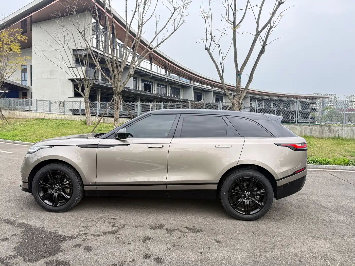 LAND ROVER RANGE ROVER STAR PULSE