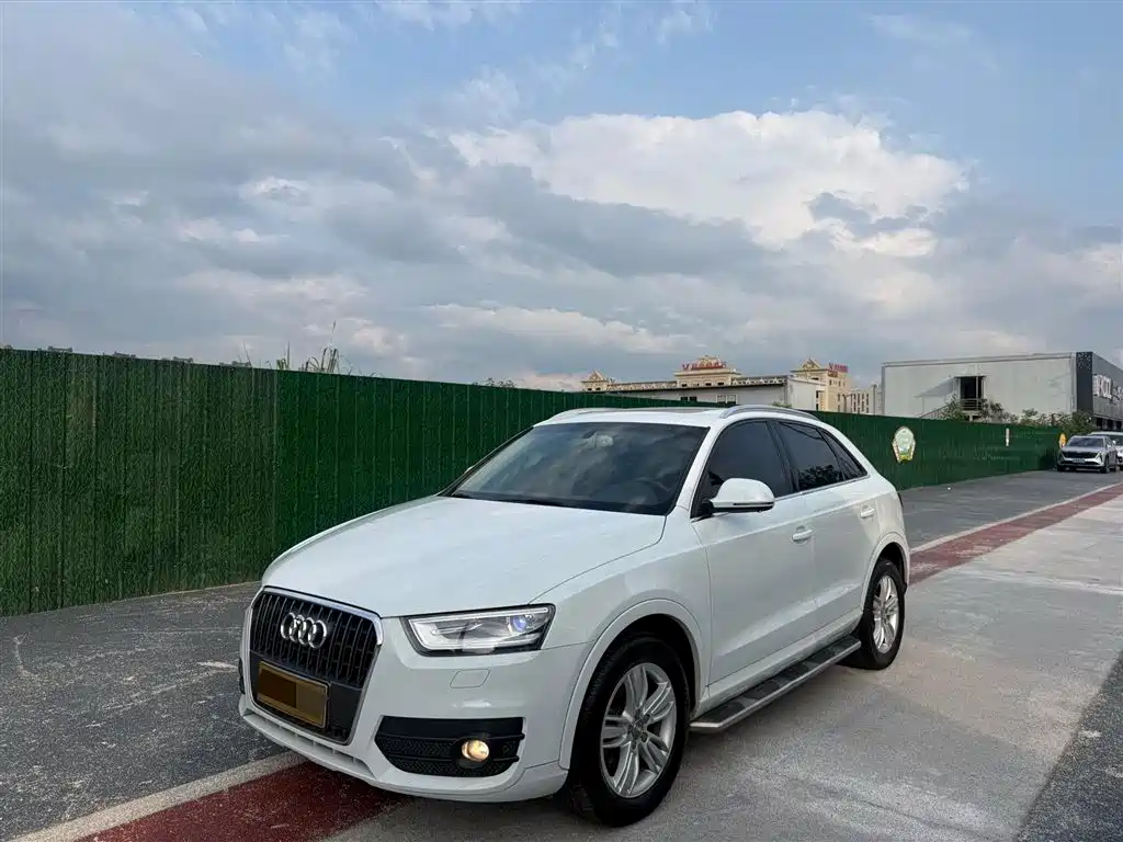 Audi Q3 2013 35 TFSI Progressive