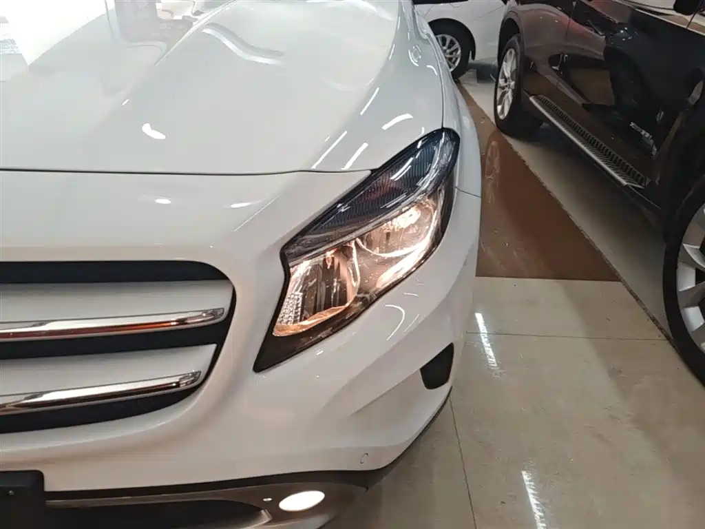 Mercedes-Benz GLA 2016 GLA 200 Dynamic фото 24