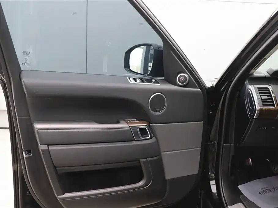 LAND ROVER RANGE ROVER SPORT NEW ENERGY