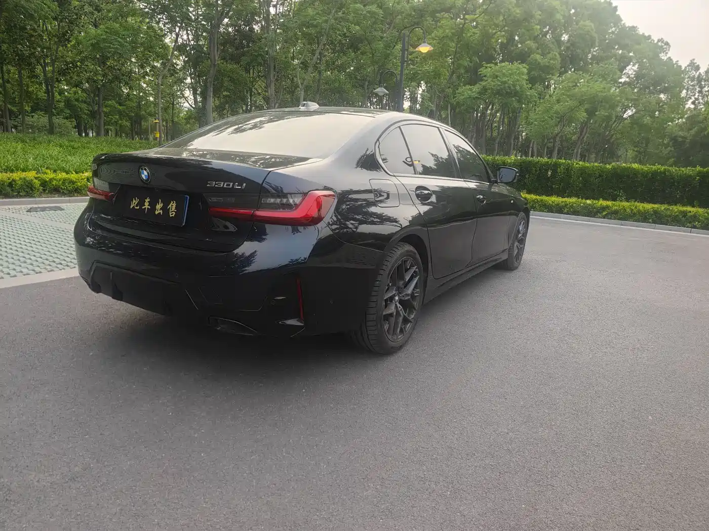 BMW 3 Series 2025 330Li M Sport Night Edition фото 7
