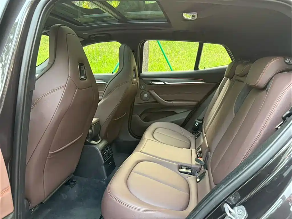 BMW X2 2022 sDrive25i Edge Edition фото 22