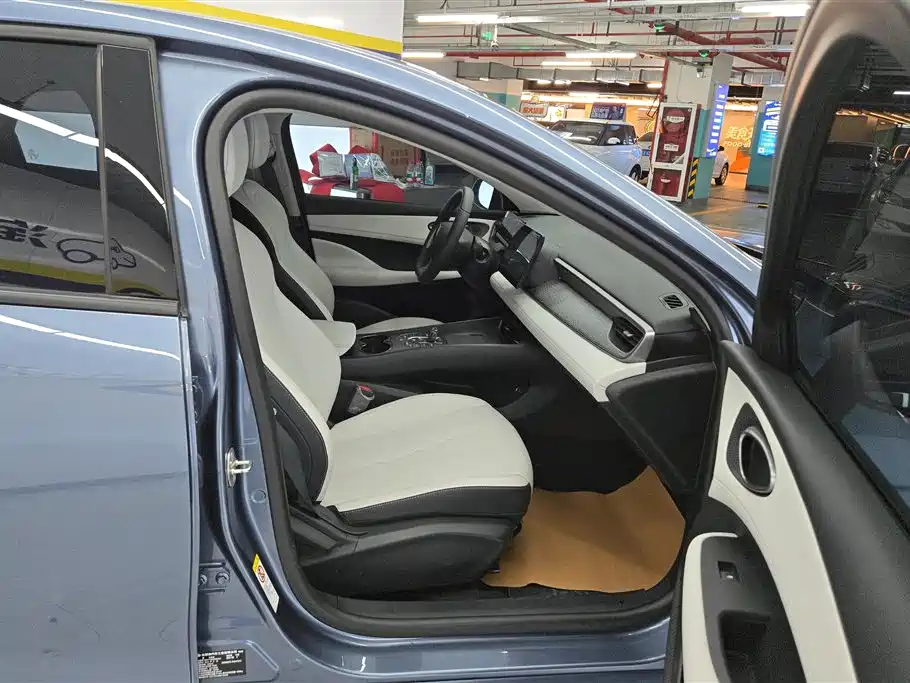 BYD Hai Bao 05 DM-i 2025 DM-i Smart Drive Edition 55KM Luxury фото 8