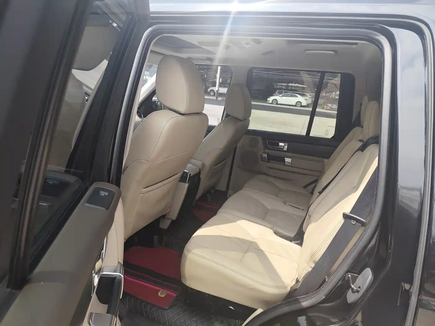 Land Rover Discovery 2012 3.0 SDV6 HSE Diesel фото 11