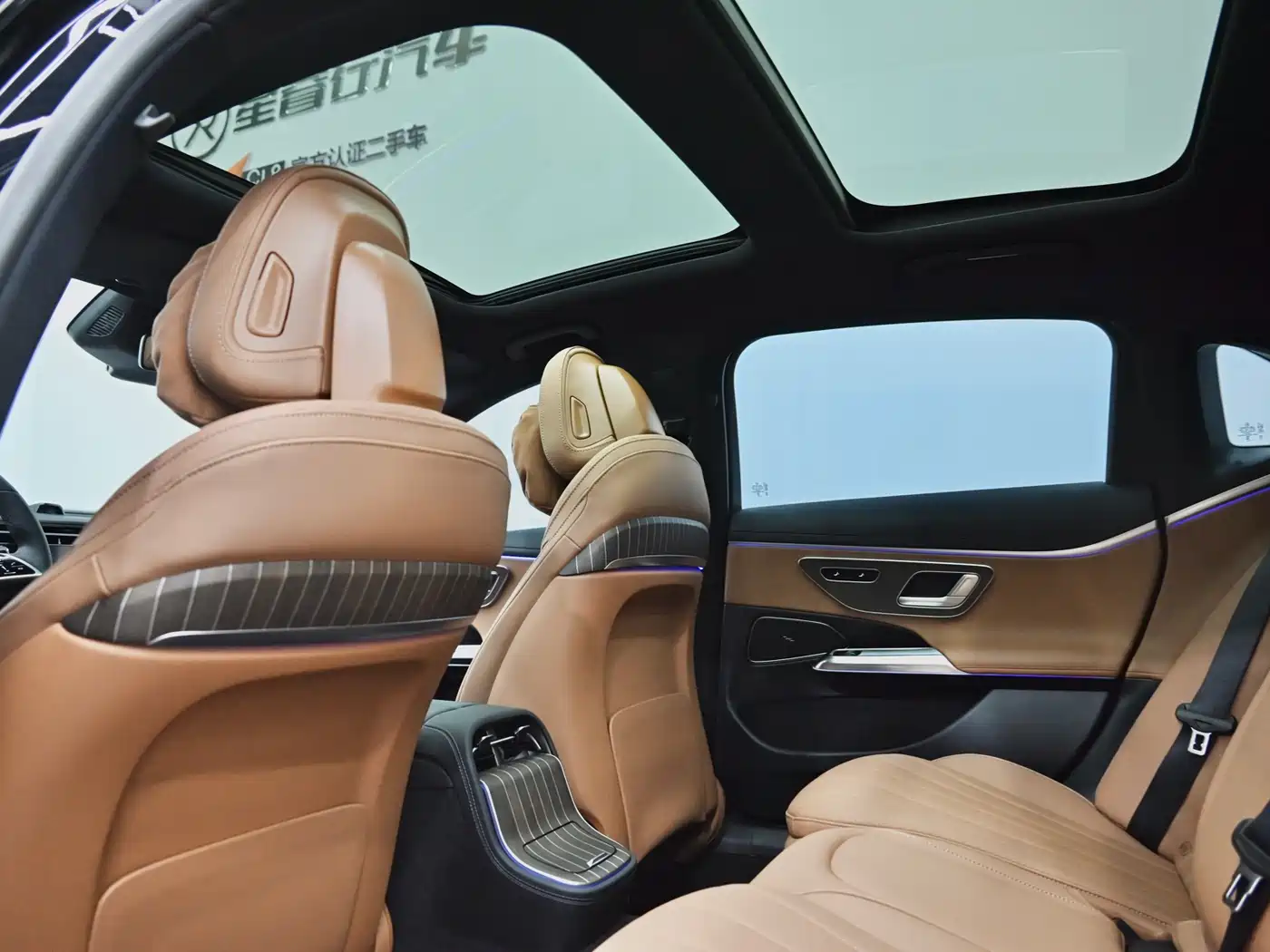Mercedes-Benz E-Class New Energy 2024 E 350 e L Plug-in Hybrid Sedan фото 14