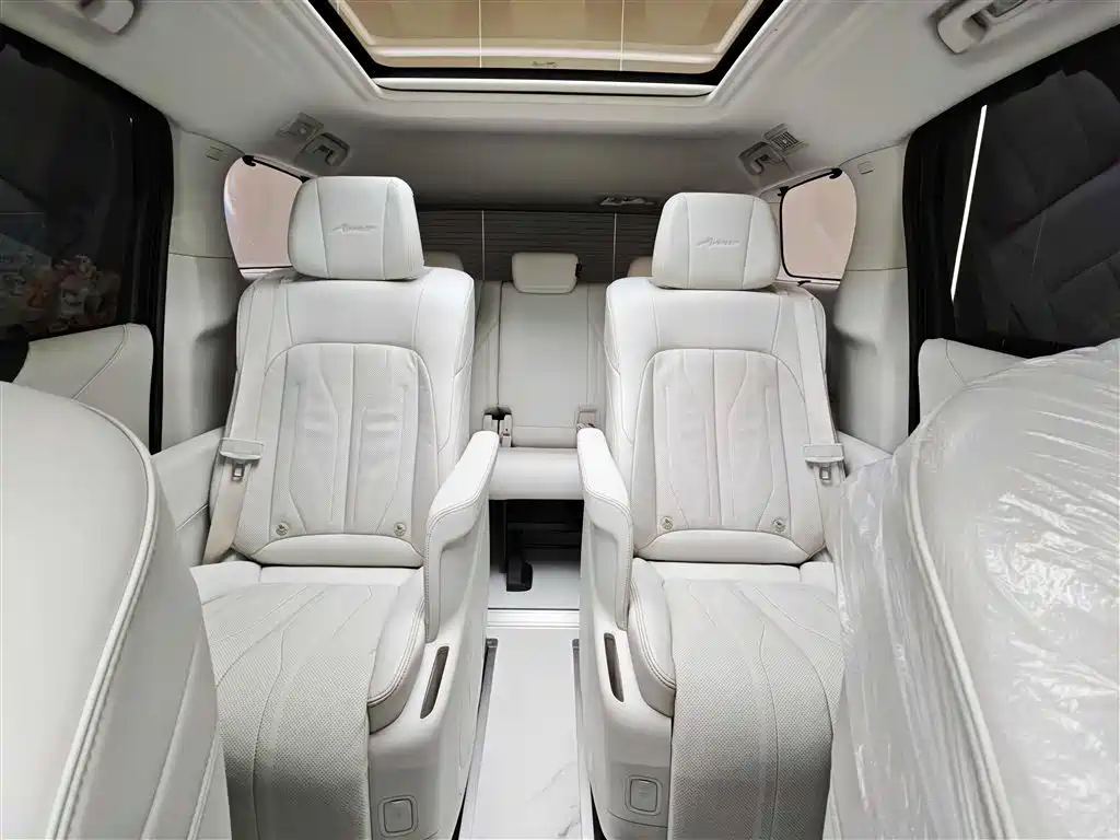 BUICK GL8 NEW ENERGY