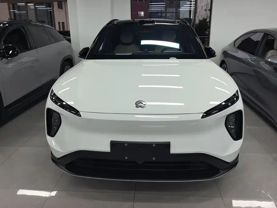 Фото 2 - NIO ES6
