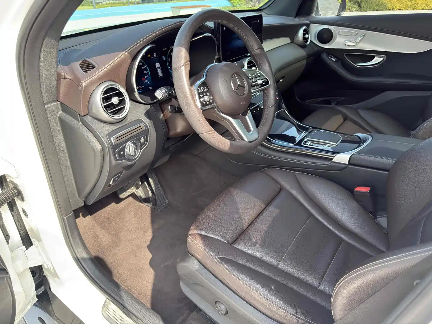 Mercedes-Benz GLC 2022 Facelift II GLC 260 L 4MATIC Sport Model фото 26