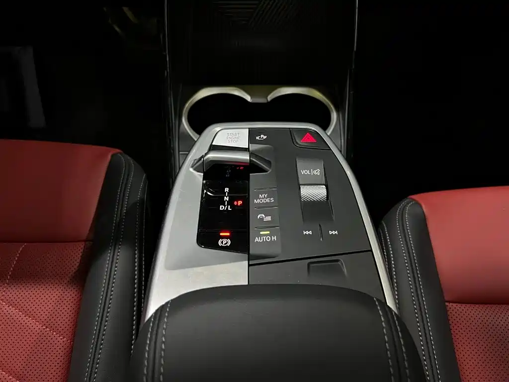 BMW X1 2023 sDrive20Li X Design Package фото 17